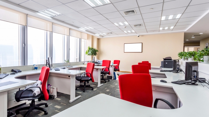 20160118164234-interior-modern-office-desks-space-computers